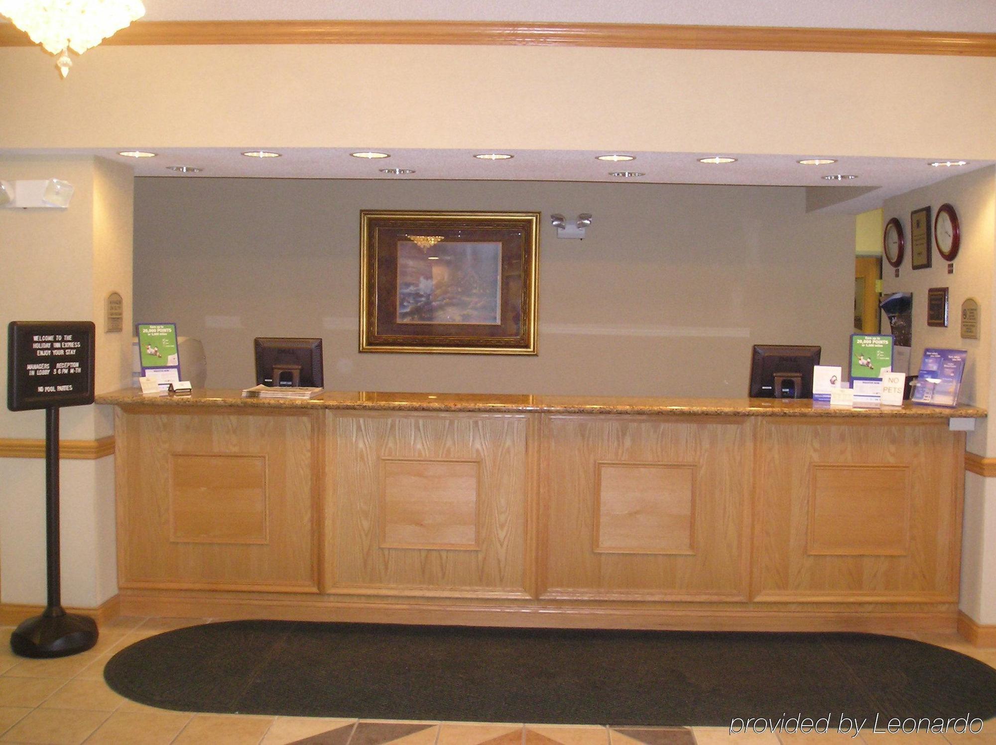 Holiday Inn Express Hotel & Suites Elkhart-South By Ihg Beltér fotó